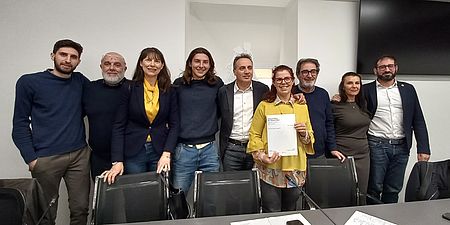 Foto di gruppo con Giovanni Cricca