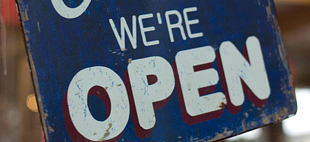 cartello "open"